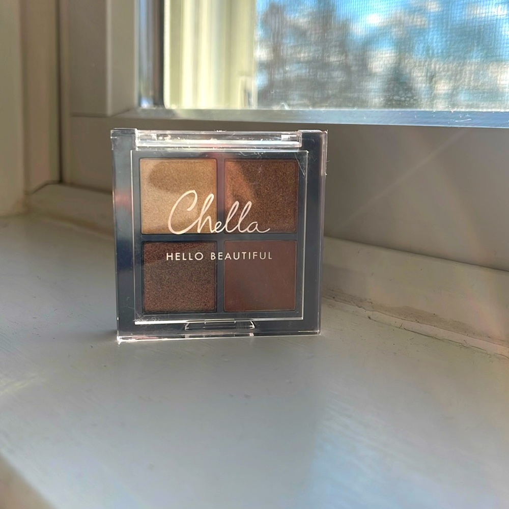 chella - hello beautiful mini manifest bronze eyeshadow